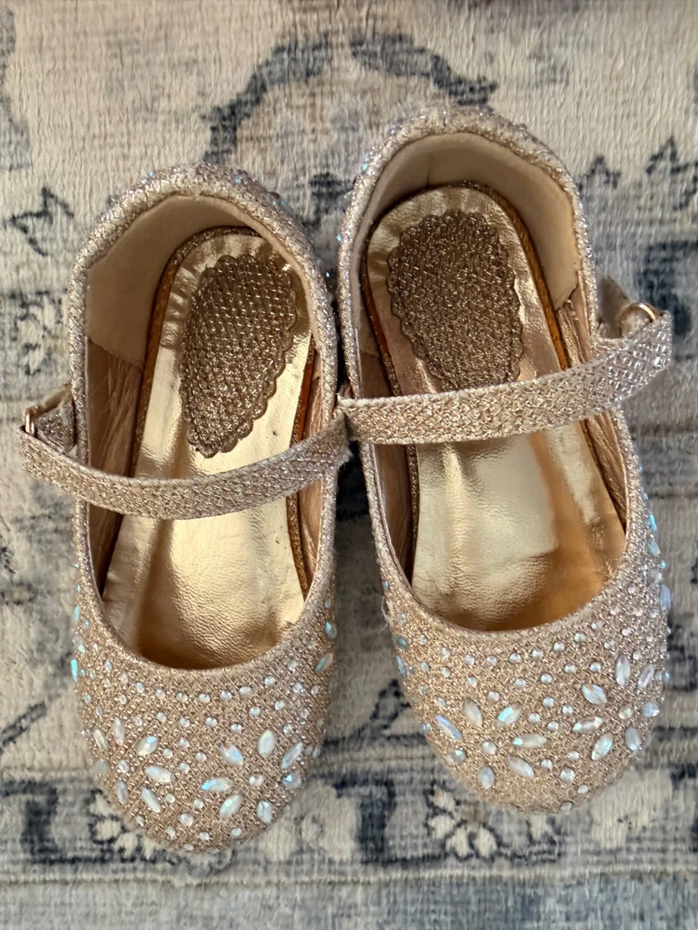 Girls Glitter Mary Jane Shoes in Gold